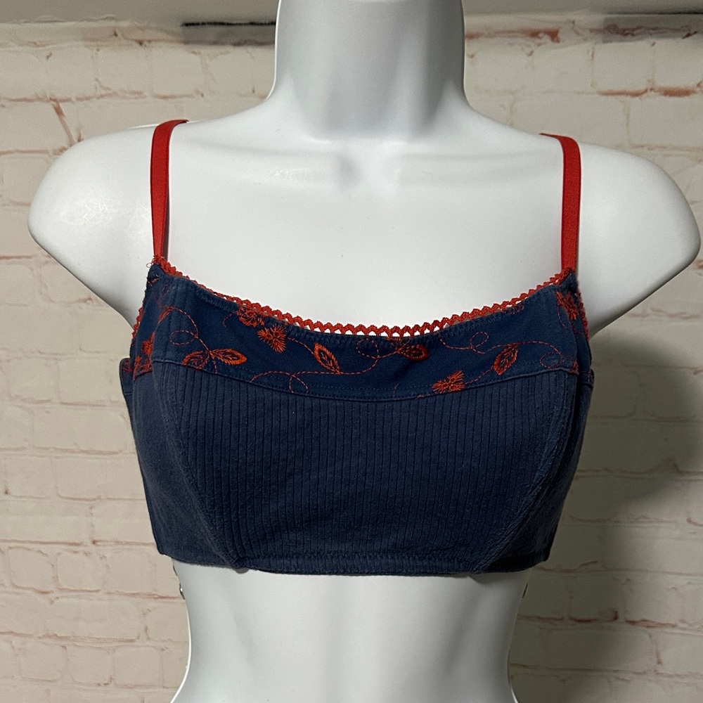 Vintage Victoria’s Secret Country Embroidered  Bralette Sz M-L